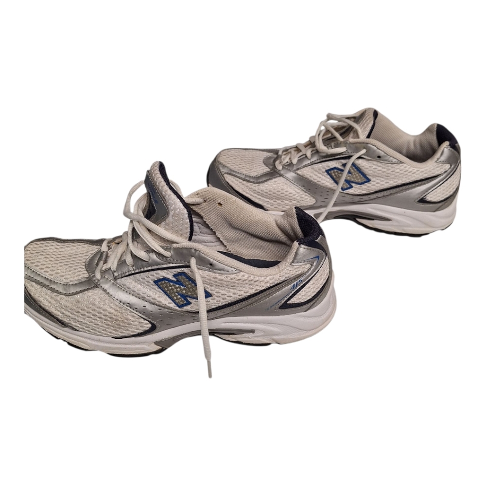 New Balance Mens White/Silver/Blue Running Shoes, Size: 9-1/2 with Box